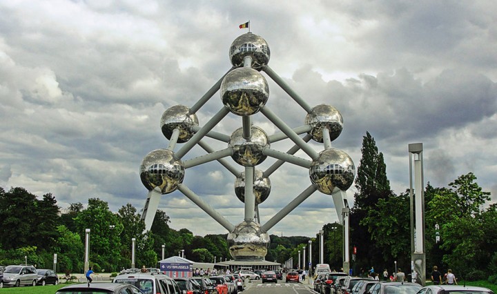 atomium-959538_1920(1)